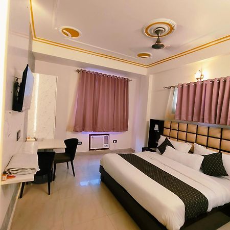 Hotel New Imperial Ghaziabad Dış mekan fotoğraf