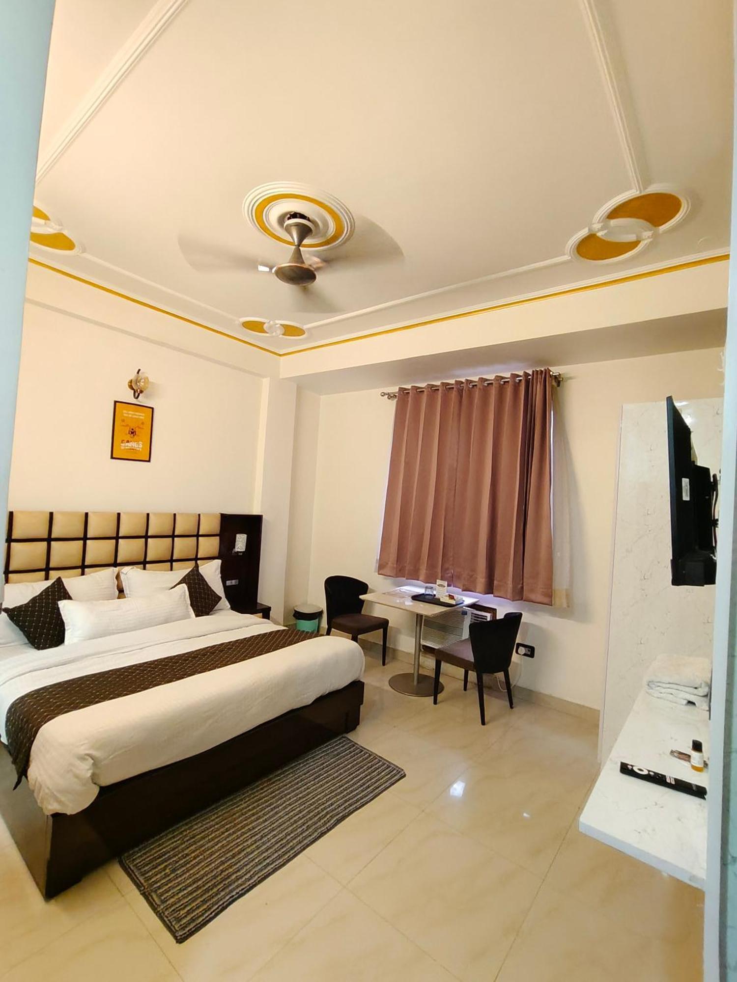 Hotel New Imperial Ghaziabad Dış mekan fotoğraf