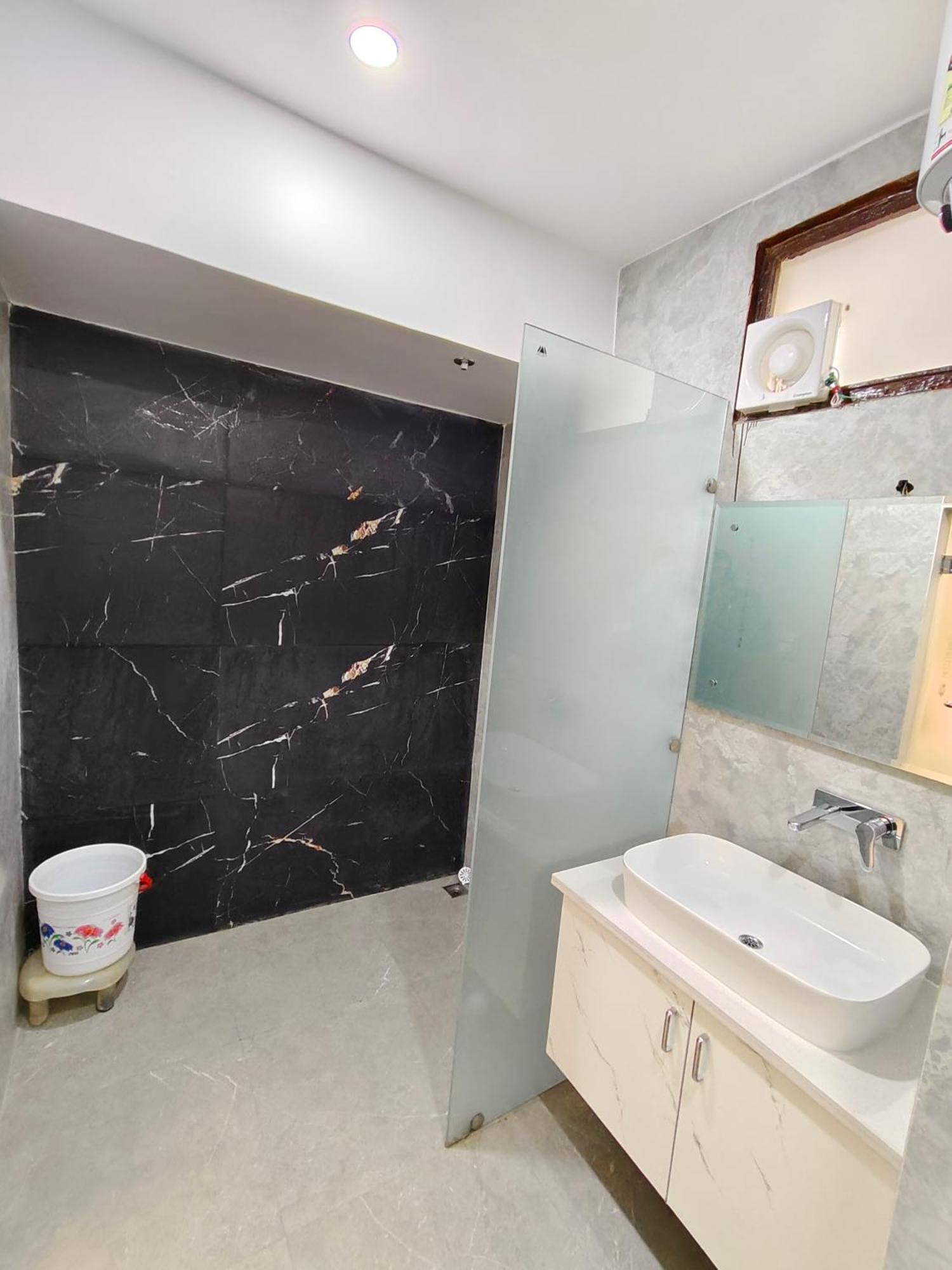 Hotel New Imperial Ghaziabad Dış mekan fotoğraf